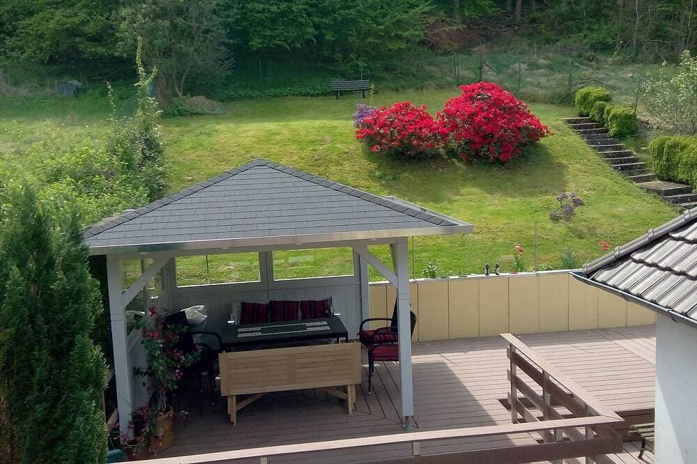 Ferienhaus mit großer Terrasse im Weserbergland - Jetzt mit Sauna!!! 1