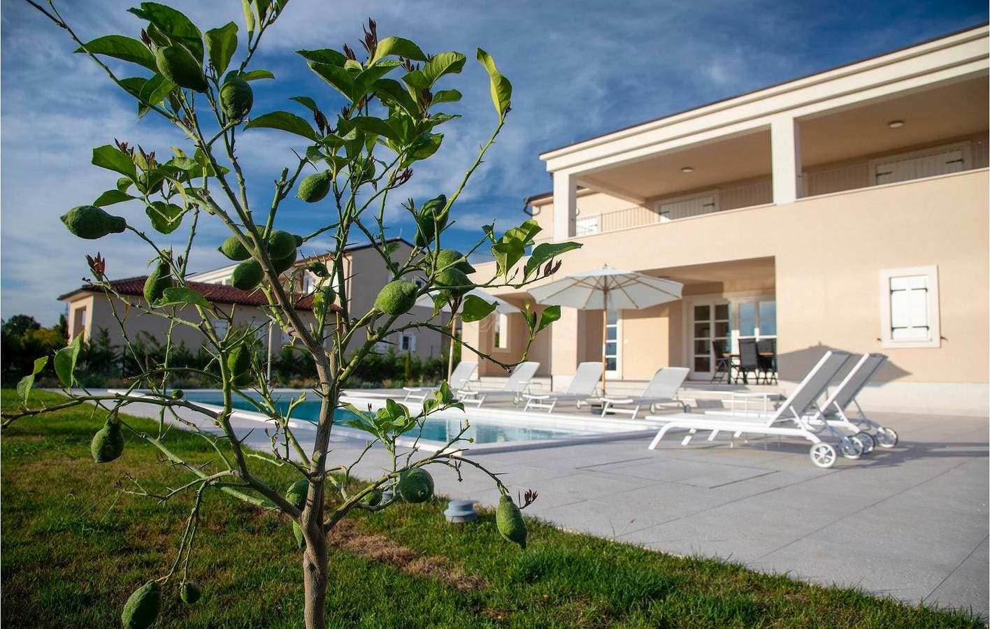 Foto 11 von 21: Gemütliche 220 m² große Wohnung mit Pool, WLAN, Klimaanlage und Parkplatz