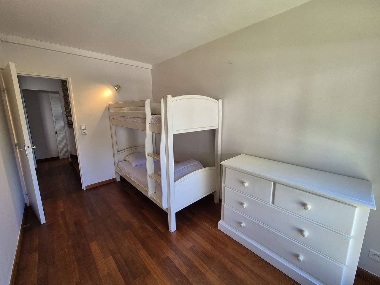 Foto 11 von 15: Ferienwohnung für 4 Personen mit Pool