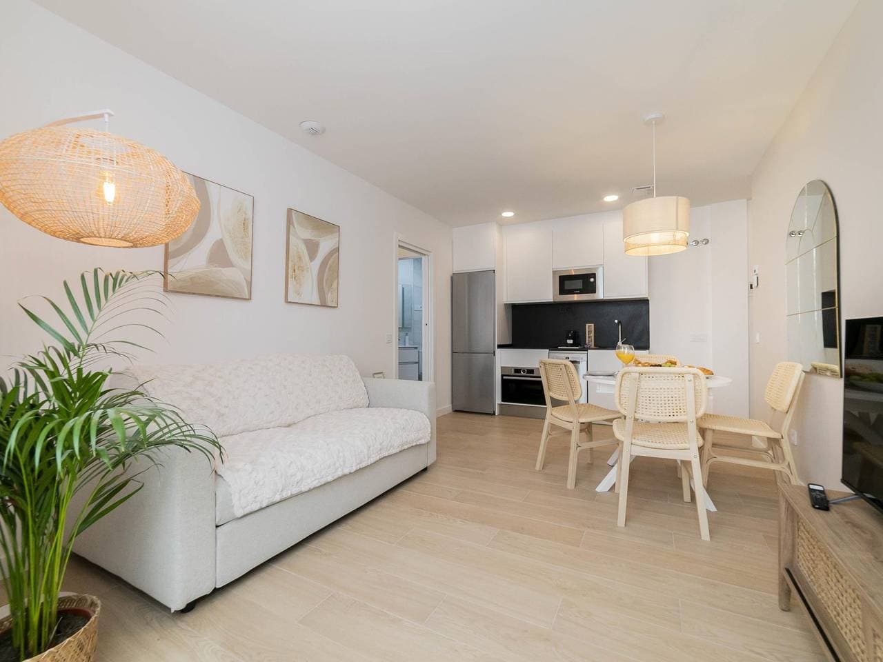 Foto 2 von 9: Ferienwohnung für 4 Personen mit Garten
