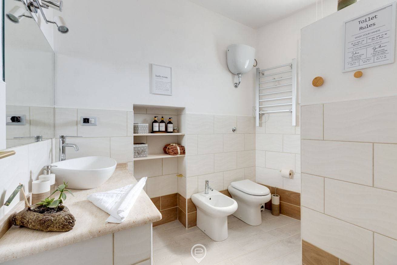 Foto 5 von 31: Ferienwohnung für 2 Personen mit Balkon/Terrasse