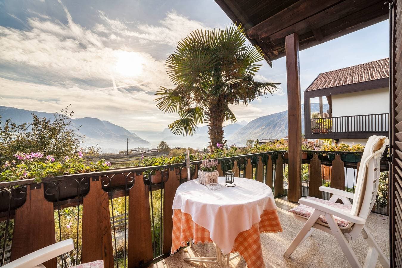 Foto 7 von 22: "Adang Ferienwohnung Etschtal" mit Bergblick, Garten und WLAN