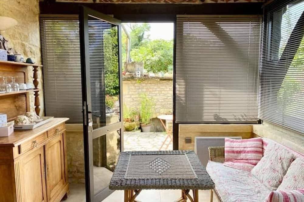 Maison Chaumont: Quiet Retreat with Chateau Views 1