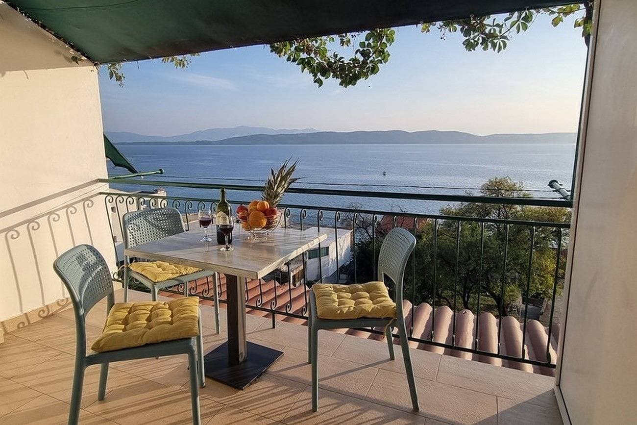1-Zimmer-Ferienwohnung mit Balkon und Meerblick Zivogosce - Porat, Makarska A-16289-b 1