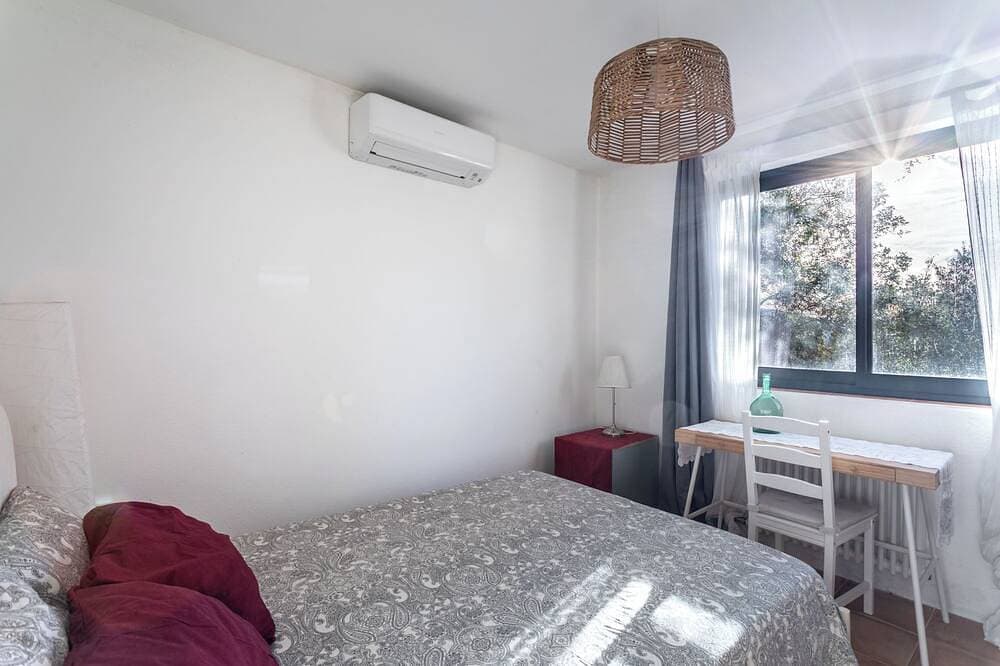 Foto 2 von 28: Tranquil Holiday Apartment in Collserola: Nature, Stunning Views, Modern Comfort
