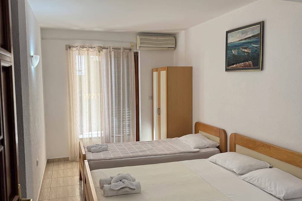 Triple 1 bedroom apartment with the sea view 1