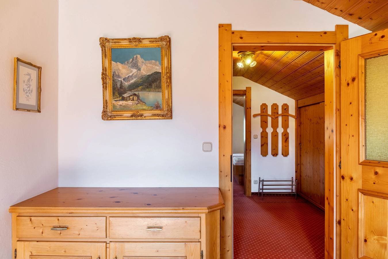 Foto 12 von 18: Ferienwohnung 'Alpenblick Tilly - Walchensee' mit Bergblick, Gemeinschaftsgarten und WLAN