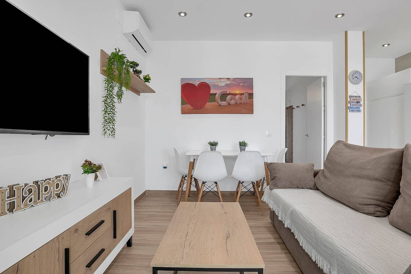 Foto 7 von 25: Ferienhaus 'Casa Sol De Conil' mit privatem Pool, privater Terrasse und WLAN