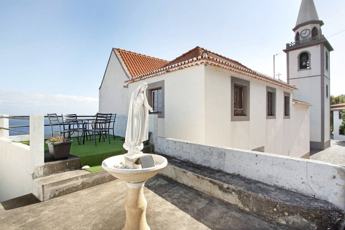 Foto 2 von 20: Villa 'Seaside Haven - Soulful Stays' mit Meerblick, WLAN und Klimaanlage