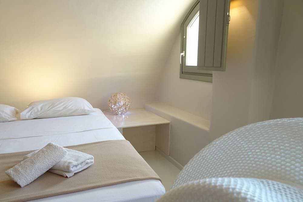 Foto 4 von 23: Cycladic House in Finikia Oia with jacuzzi