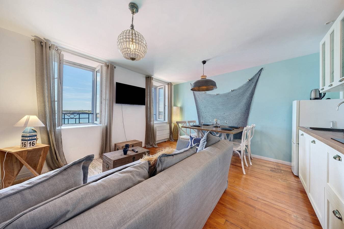 Foto 8 von 23: Meer, Himmel und Strand: Charmantes Apartment am Hafen von Camaret