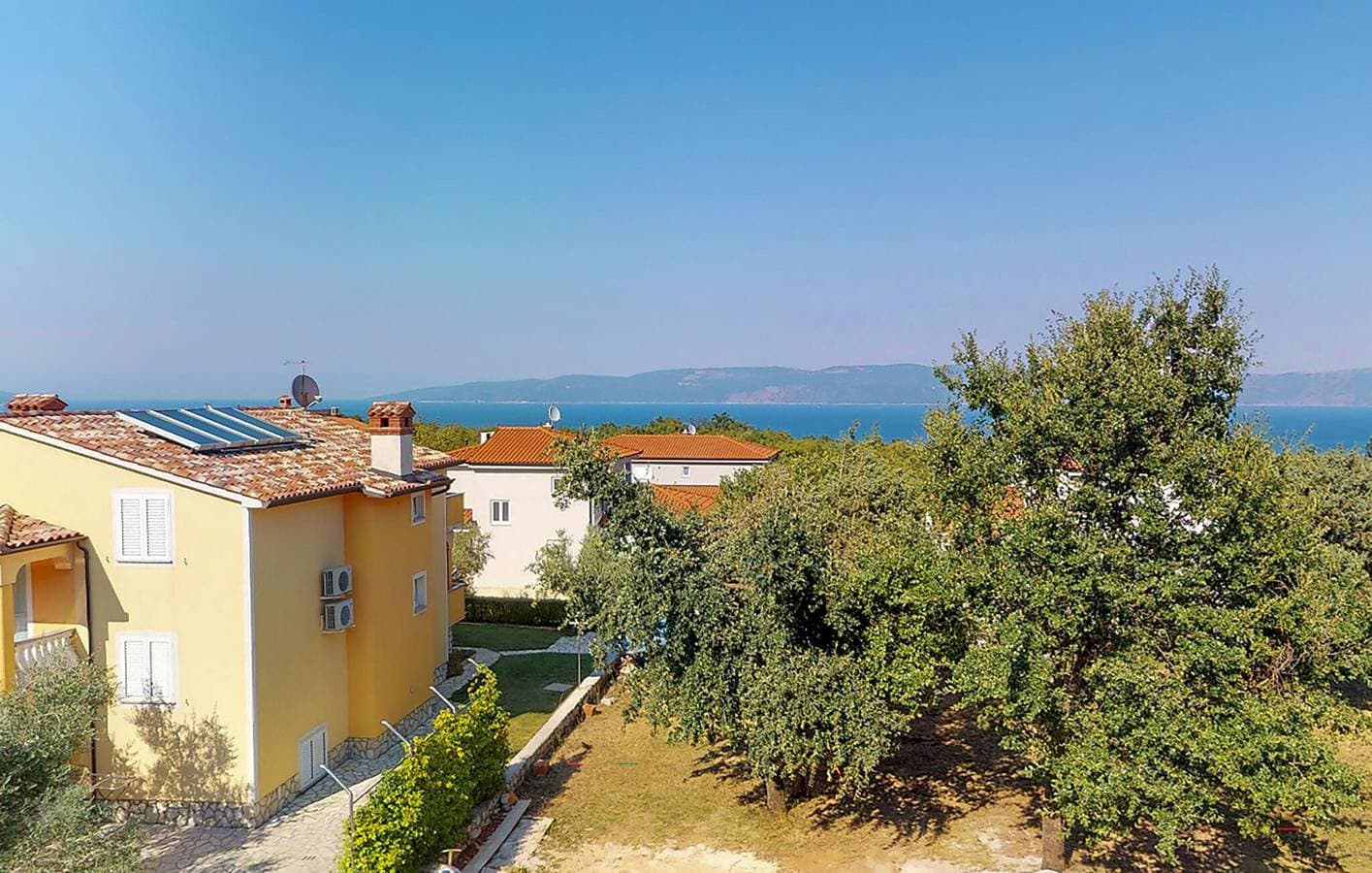 Foto 8 von 30: Wunderschöne Ferienwohnung mit Meerblick und Terrasse in Strandnähe