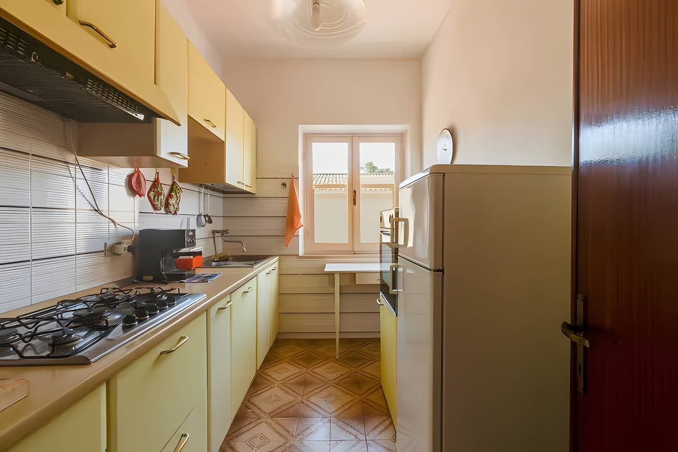 Foto 5 von 18: Villa Sa Mora: Ferienhaus mit Meerblick, Garten und Klimaanlage