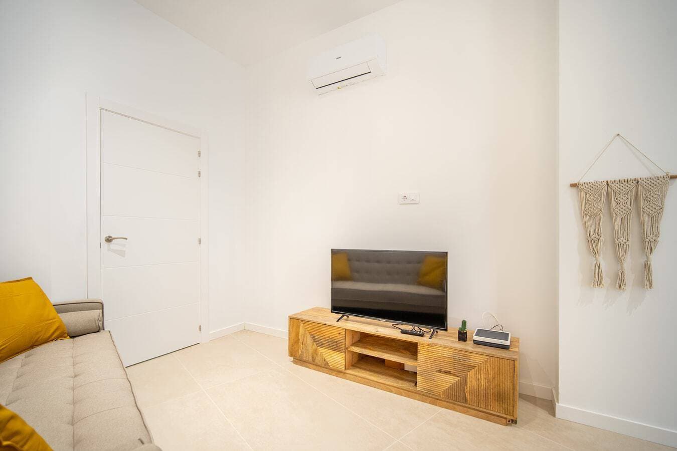 Foto 13 von 35: Studio für 3 Personen mit Balkon/Terrasse
