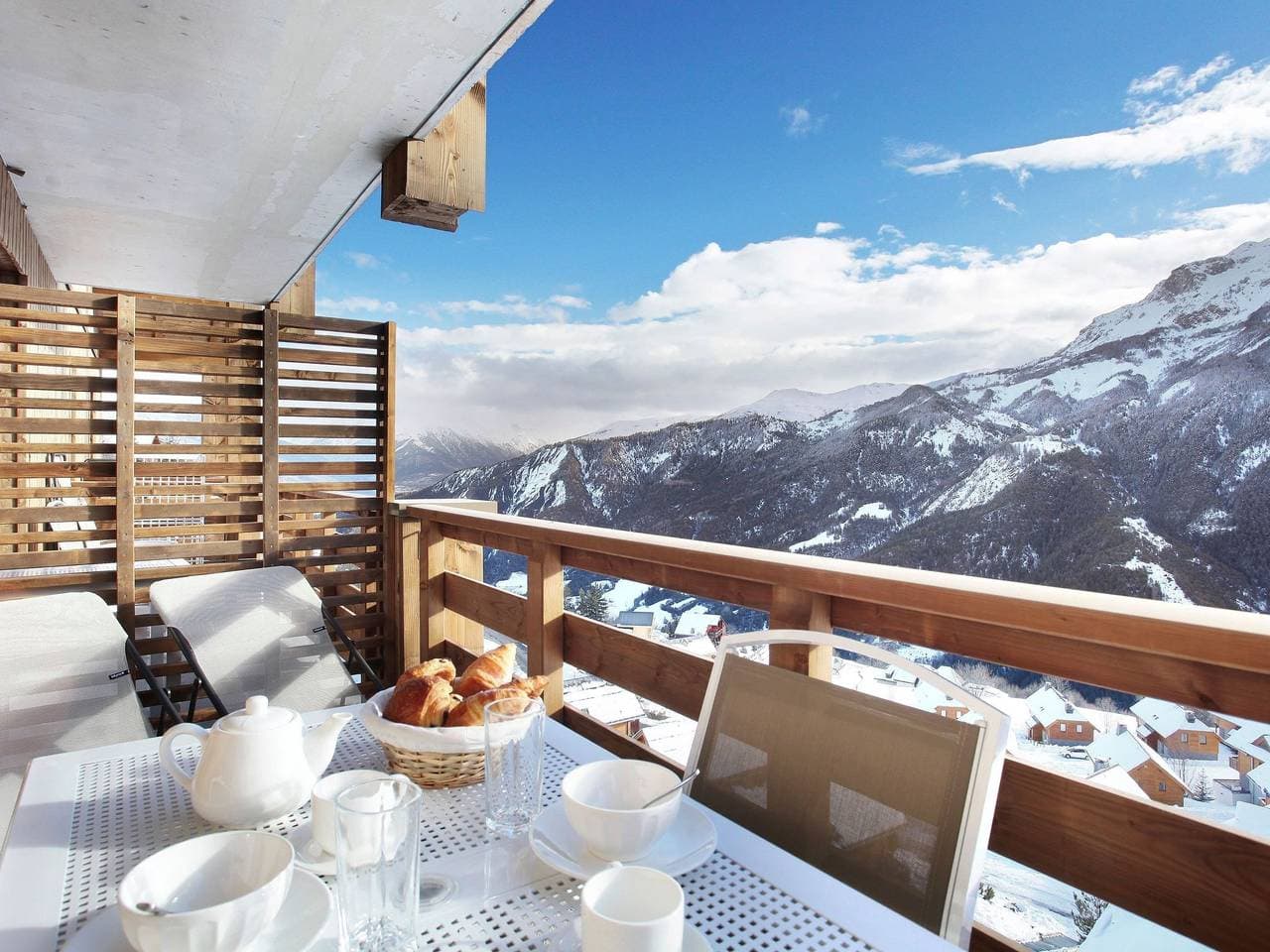 Chalet in Praroustan mit Bergblick 1