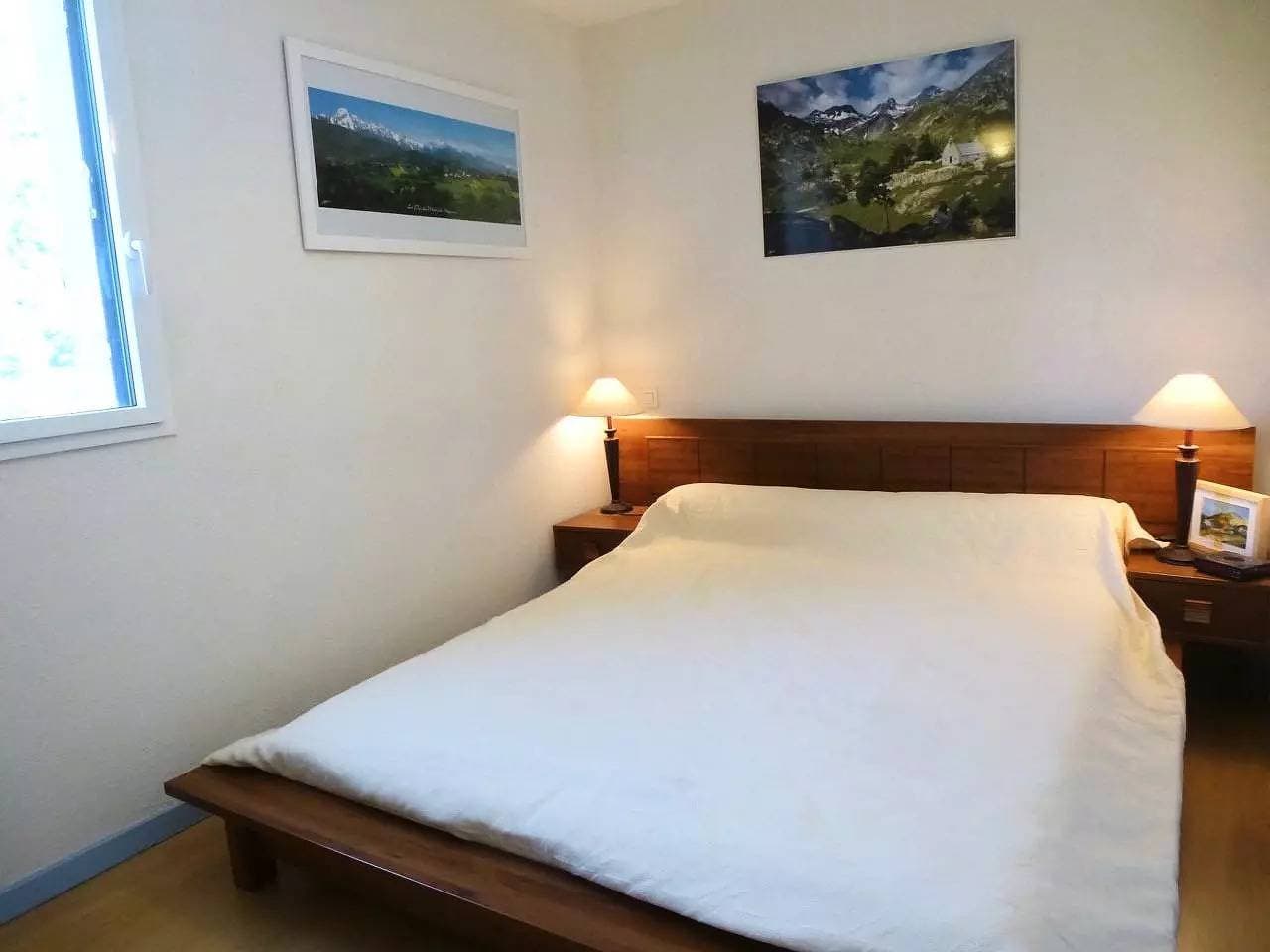 Foto 7 von 12: Helle Wohnung mit 2 Balkonen und überdachten Parkplätzen