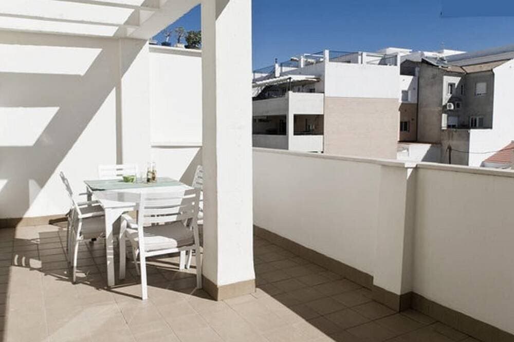Foto 13 von 22: Penthouse Strand Pool Terrasse Strand AC 2Hab WIFI