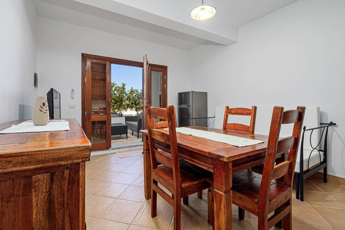 Foto 4 von 21: Apartment 'Bella Vista Su Tavolara 4' mit Blick auf Tavolara, WLAN und Klimaanlage