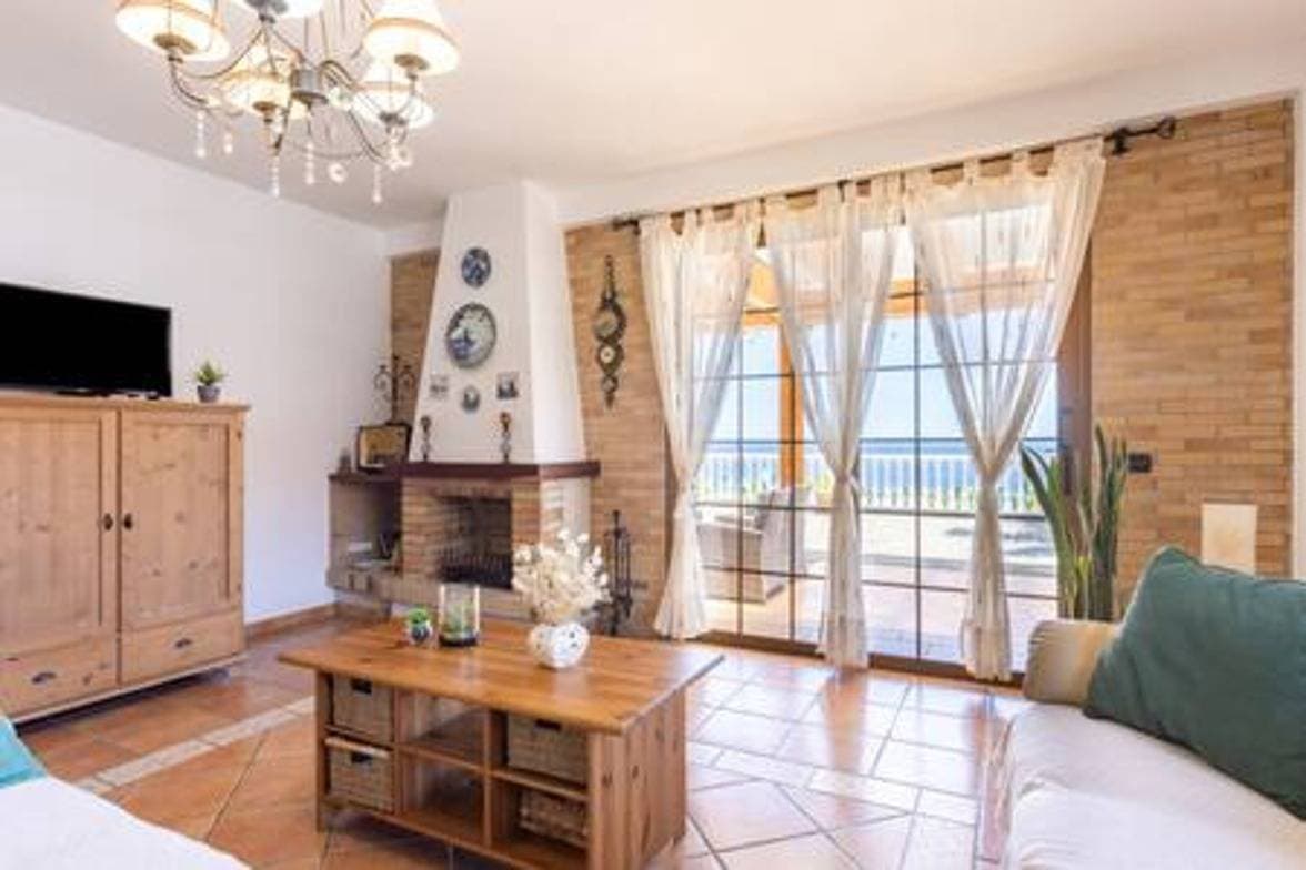 Foto 5 von 40: Ferienwohnung für 6 Personen mit Terrasse