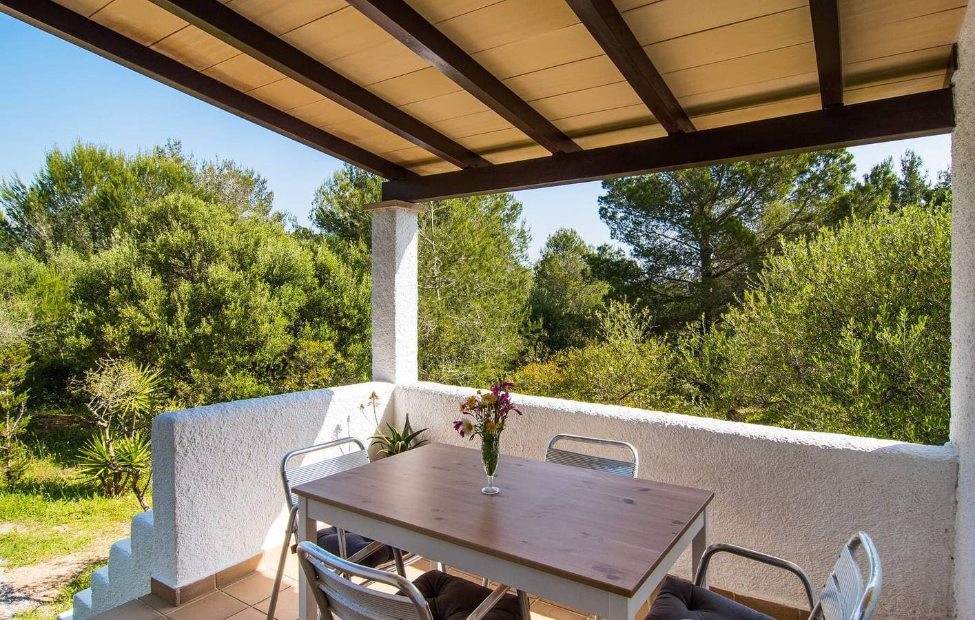 Foto 9 von 26: Appartement am Strand mit Pool und Terrasse