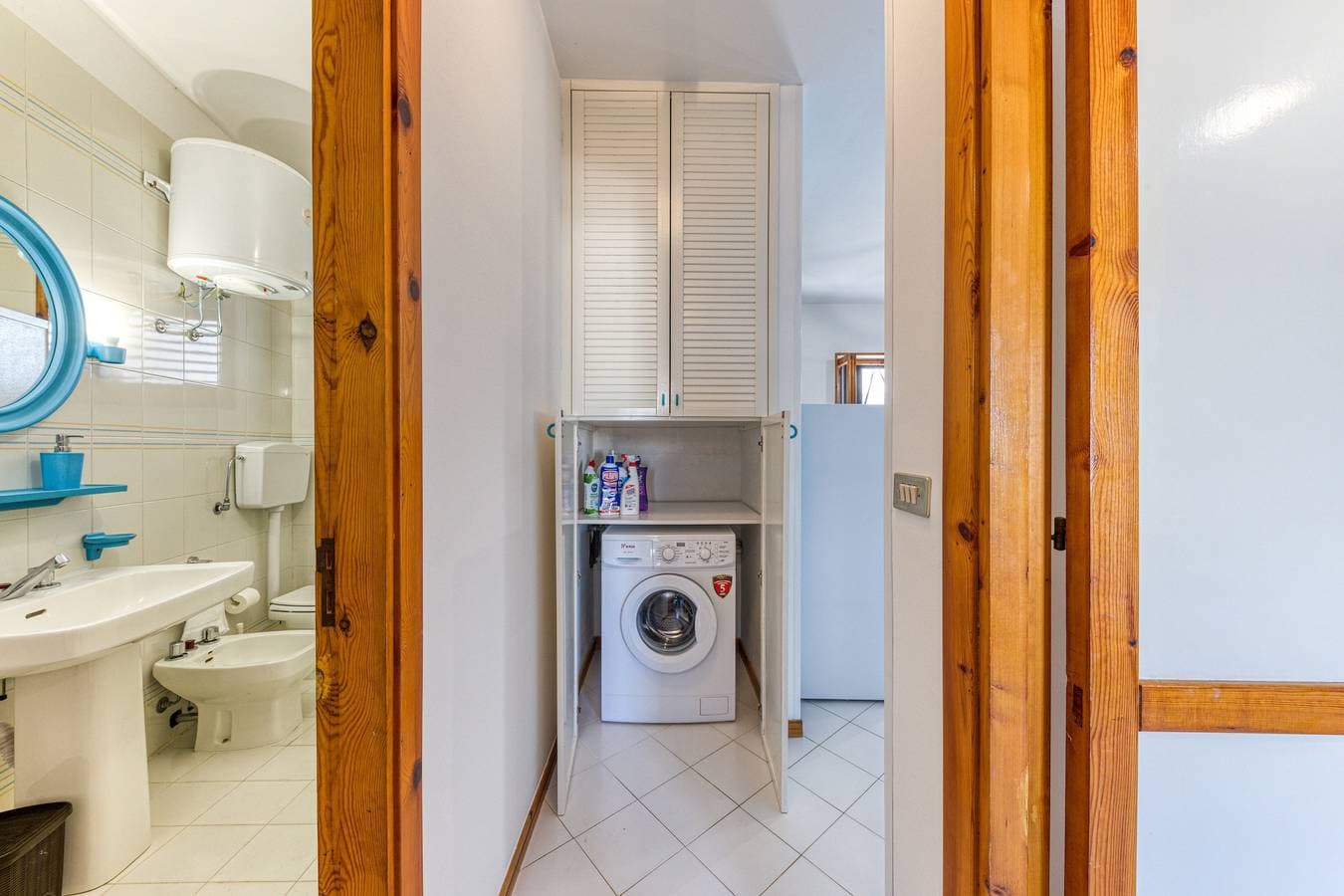 Foto 12 von 19: Ferienhaus 'Casa A Lido Marini' mit Balkon und Klimaanlage