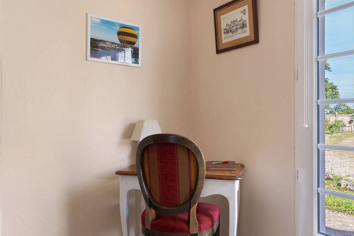 Foto 10 von 26: Bed & Breakfast 'Chambre Lavande' mit Gemeinschaftspool, Garten und WLAN