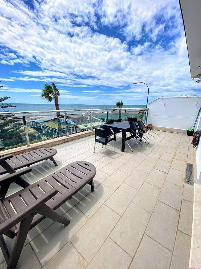 Foto 4 von 29: Apartment with Sea View
