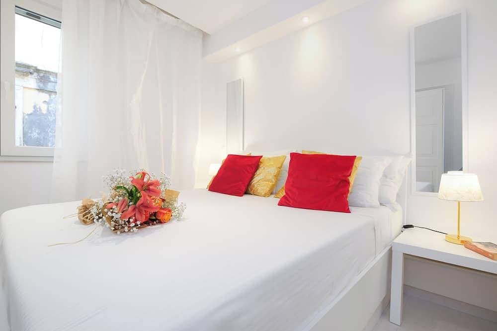 Foto 5 von 24: Nadiona Suites Golden ⁕ Old Town Center ⁕ Fast WiFi