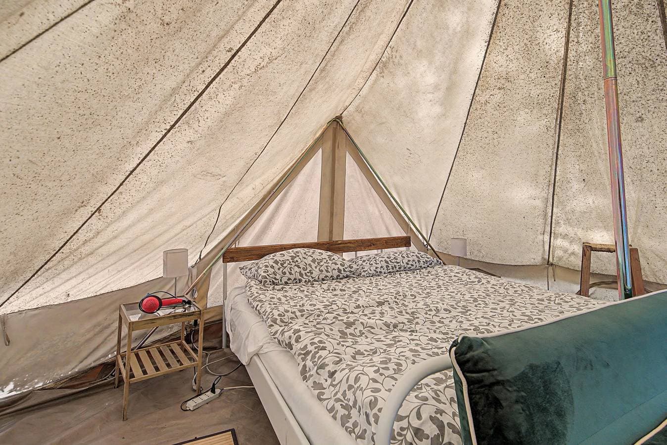 Foto 4 von 21: Glamping C Selva Tenda Quercia mit BBQ, Gemeinschaftspool und WLAN