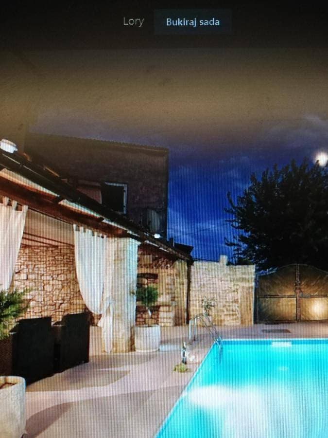 Foto 4 von 53: Villa with Private Pool