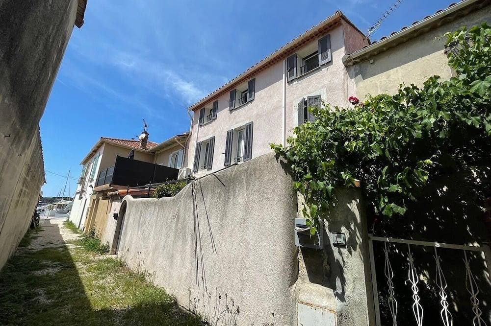 Maison de Pêcheurs sur le Port du Brusc 1