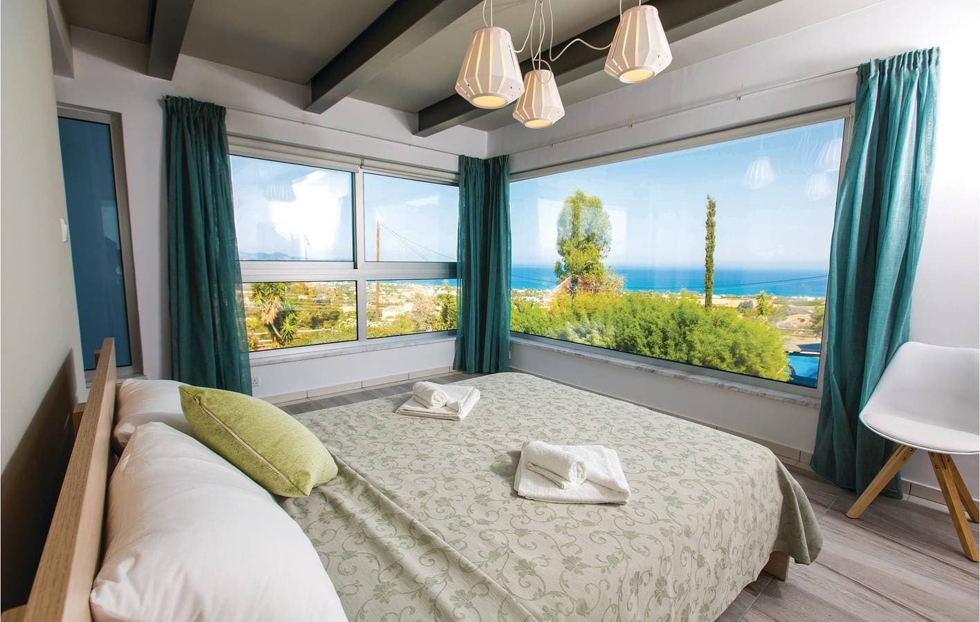 Foto 8 von 11: Ferienhaus für 6 Personen mit Pool