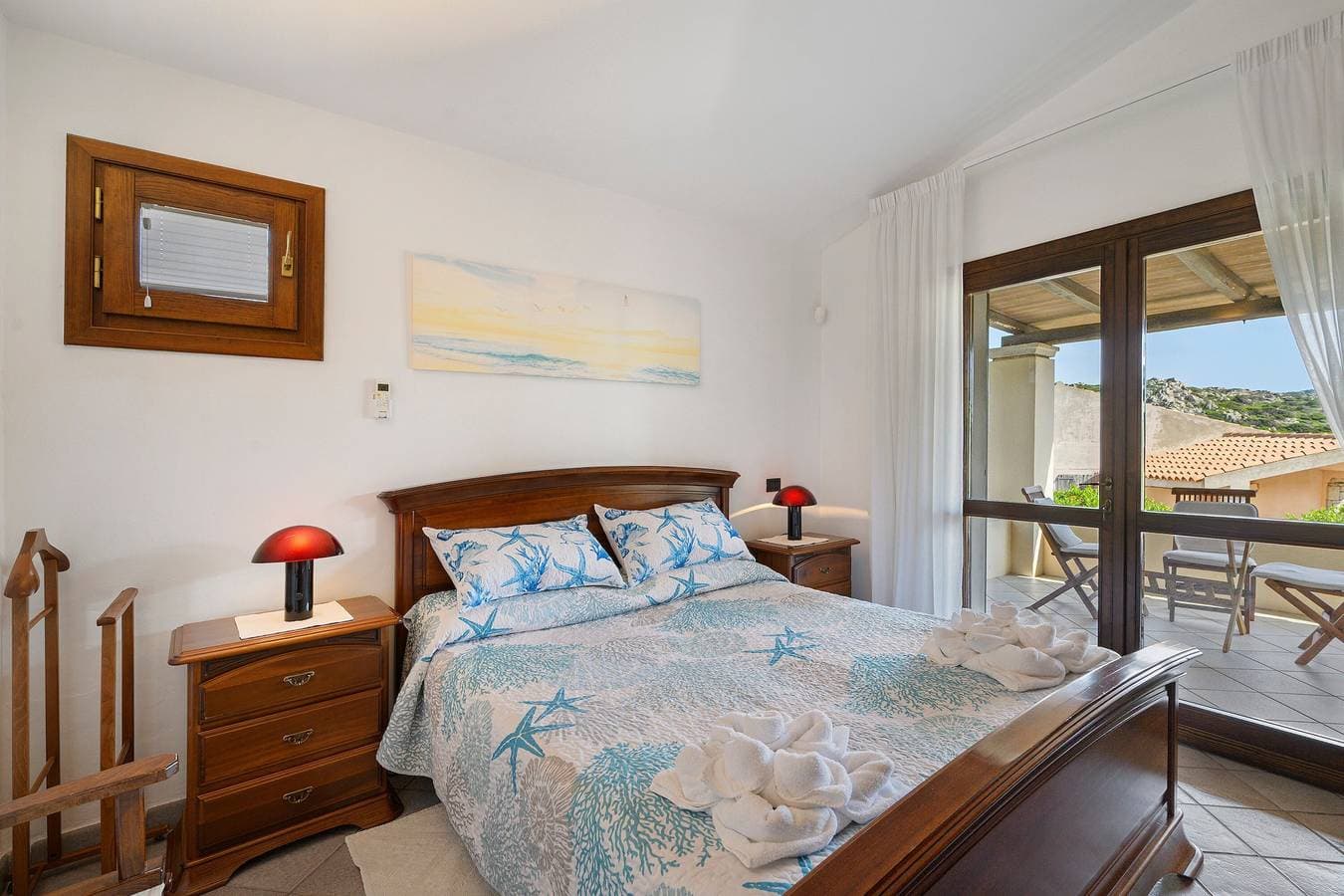 Foto 10 von 25: Meerblick-Villa in Santa Reparata mit WLAN, Klimaanlage und direktem Strandzugang