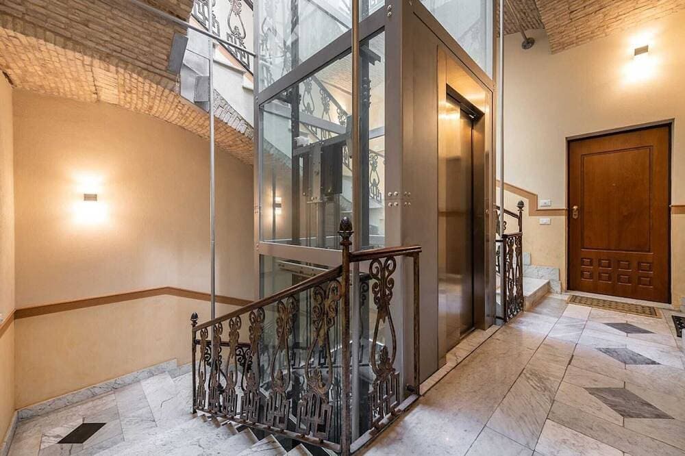 Lovely apartment fot 4 at side of Duomo in Castello district 1