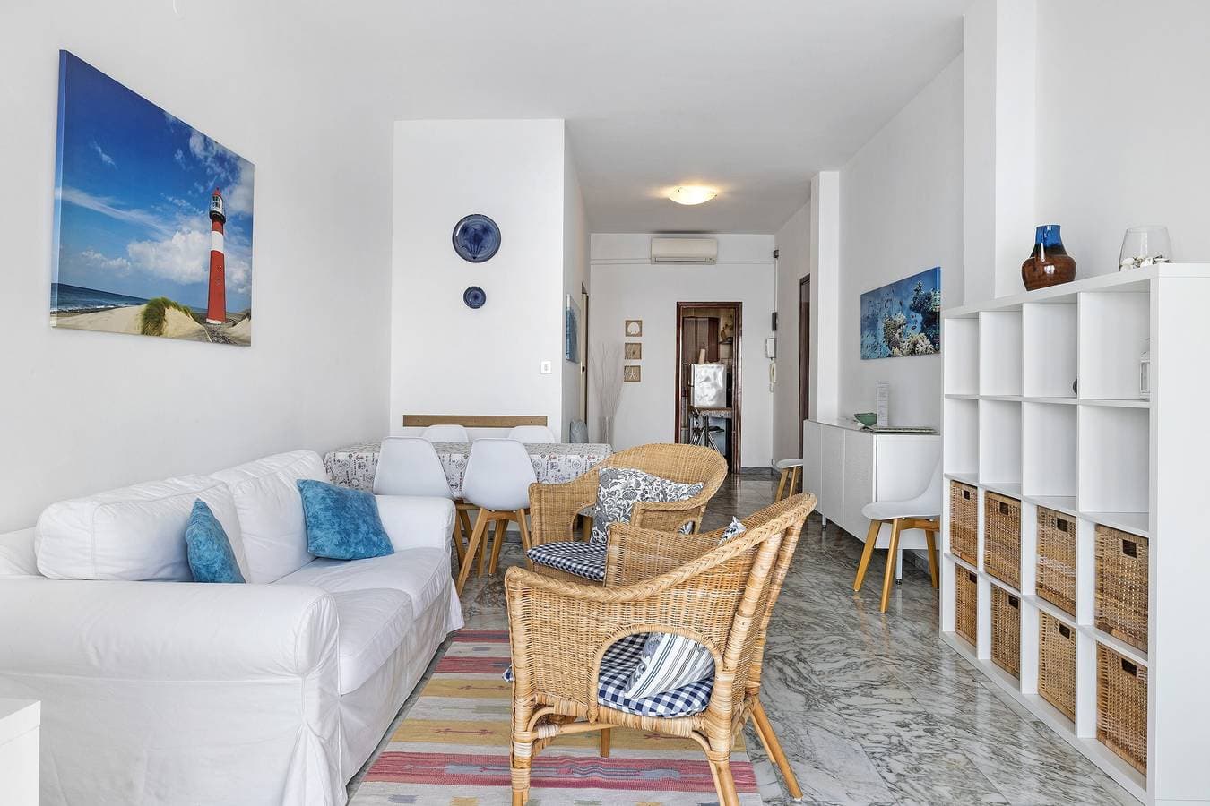 Foto 5 von 22: Haustierfreundliche Ferienwohnung Stupenda Vista Mare in Strandnähe mit Balkon und WLAN
