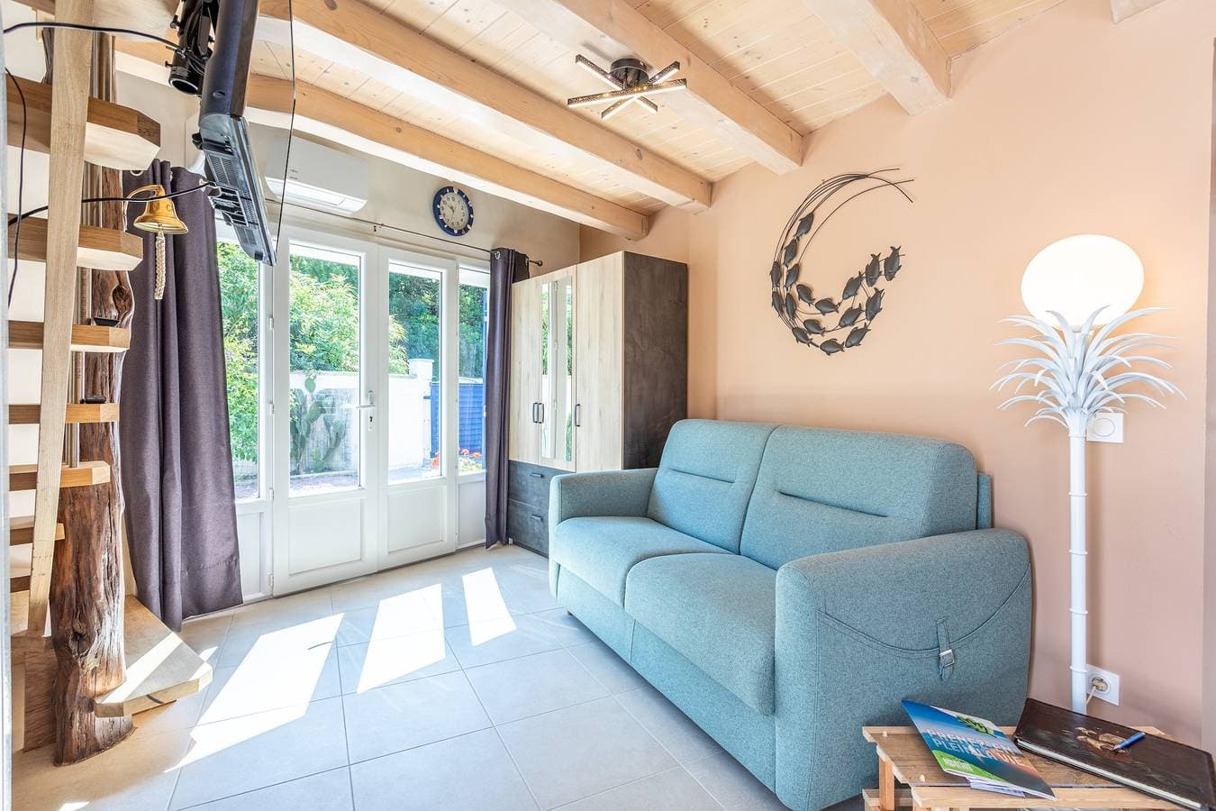 Foto 10 von 45: „Le Petit Appartement De Saint-Denis“ mit privater Terrasse, WLAN und Klimaanlage