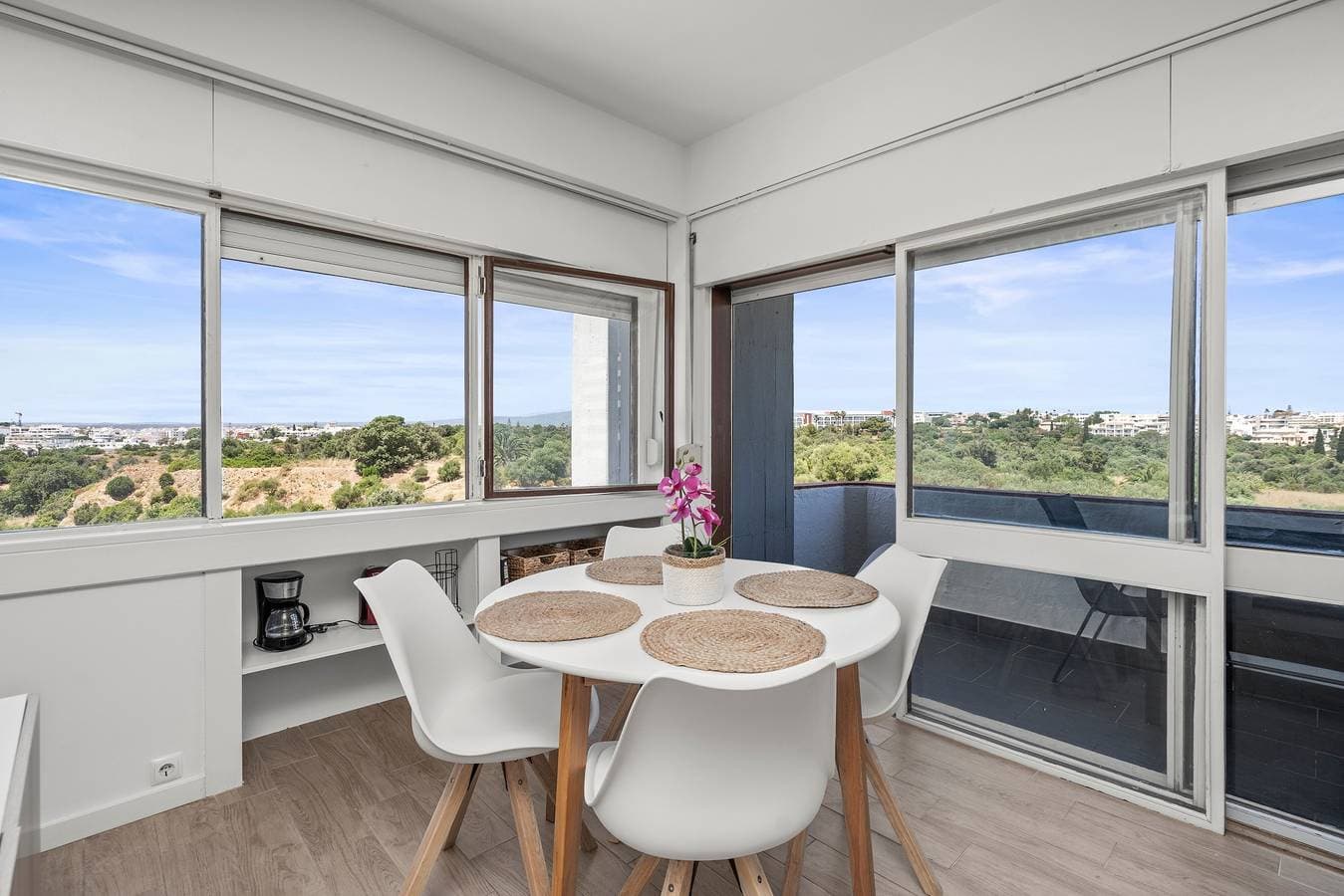 Foto 8 von 29: Apartment 'Sunset' mit Meerblick, WLAN und Klimaanlage