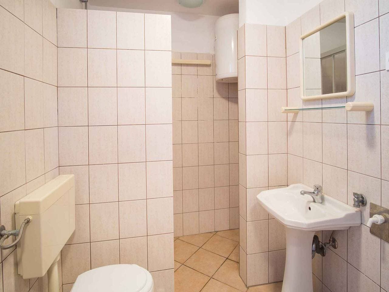 Foto 11 von 25: Ferienwohnung mit Klimananlage und Terrasse