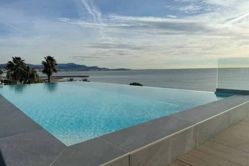 Résidence Pearl Beach - Piscine sur le Toit 1