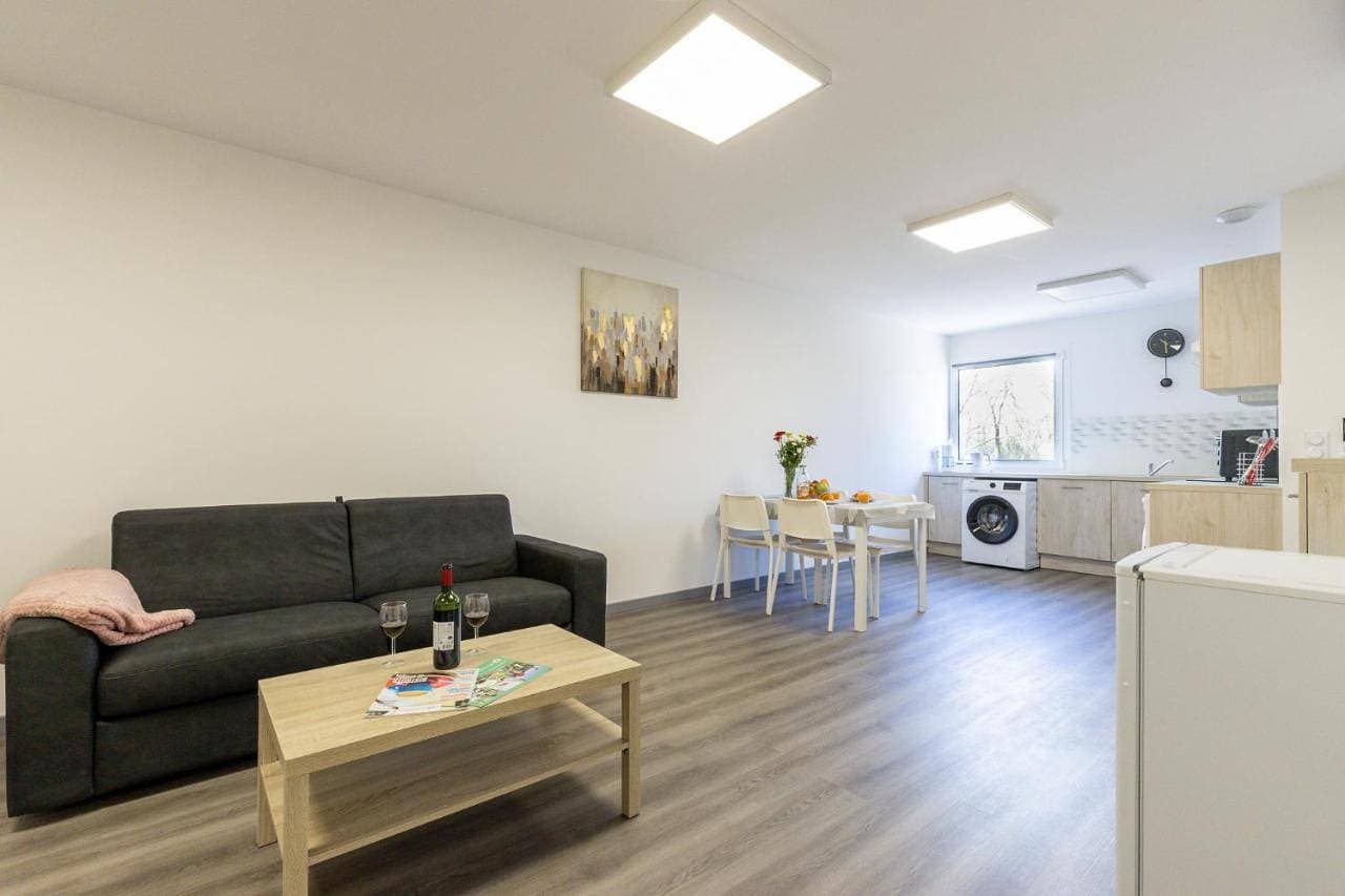 Foto 4 von 13: One-Bedroom Apartment