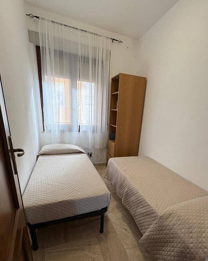 Foto 5 von 33: Two-Bedroom Standard Apartment