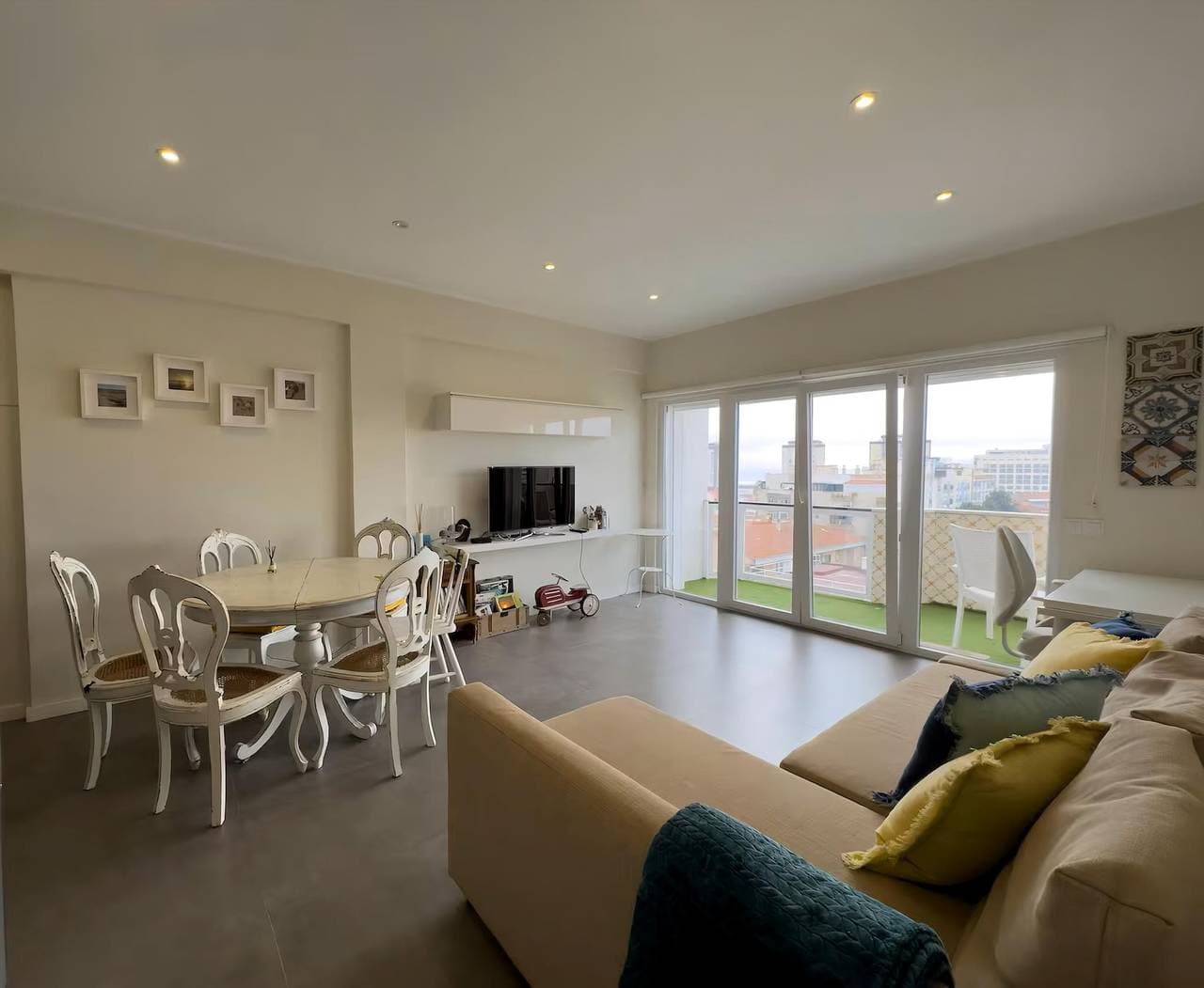 Foto 8 von 32: Ferienwohnung für 4 Personen mit Balkon