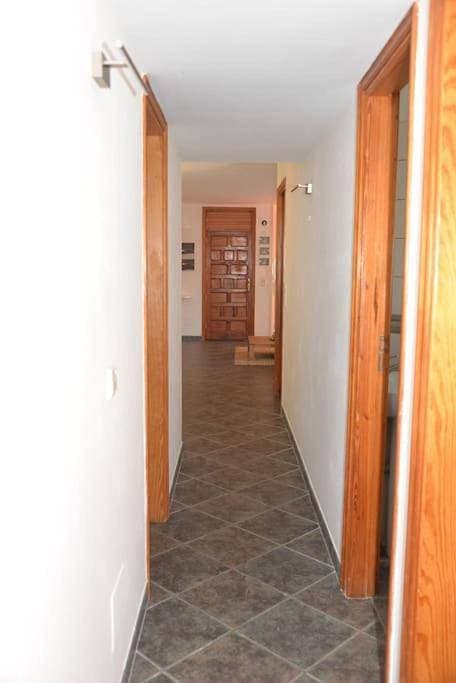 Foto 11 von 39: Two-Bedroom Apartment