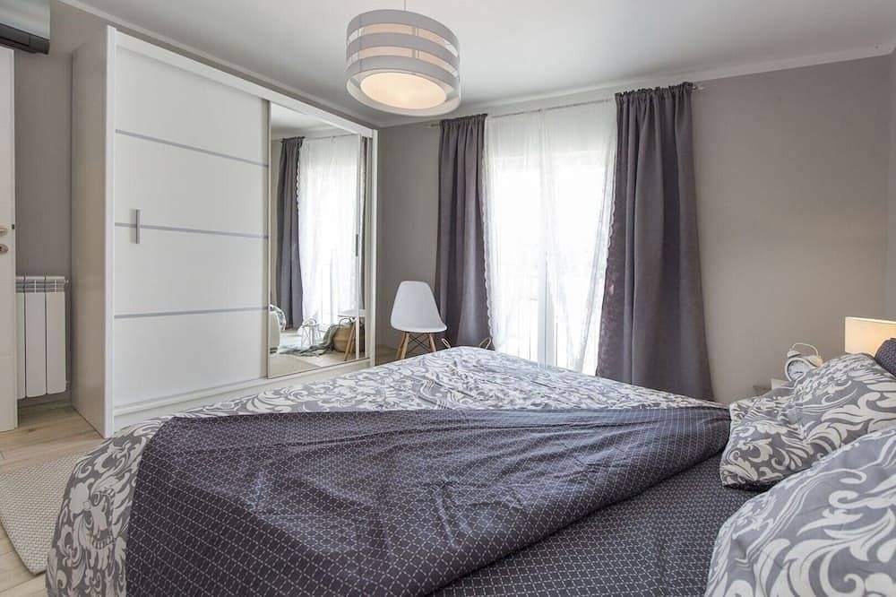 Foto 7 von 30: Ferienhaus Villa Franka mit Pool