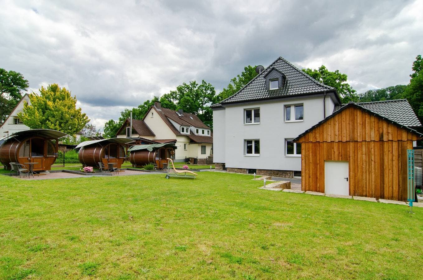 Foto 9 von 28: Wohnung 2 Birkenwald mit Gemeinschaftsterrasse, Gemeinschaftsgarten und WLAN