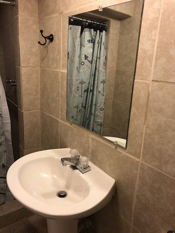 Foto 5 von 10: A convenient 1 bedroom near downtown, utep, and local hospitals.