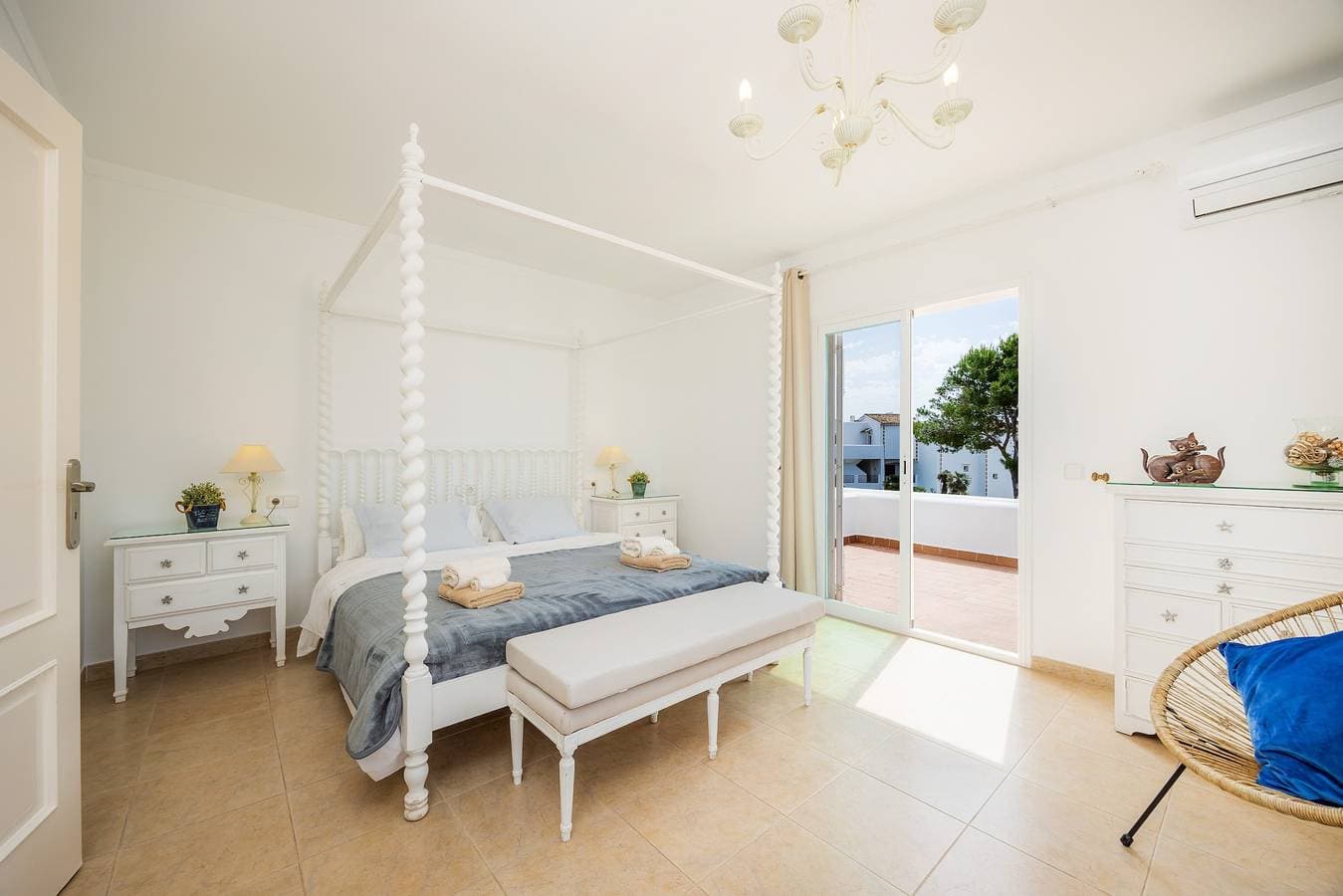 Foto 11 von 41: Villa 'Sa Caleta de Cala D'Or' mit Meerblick, Pool, 2 Terrassen und WLAN