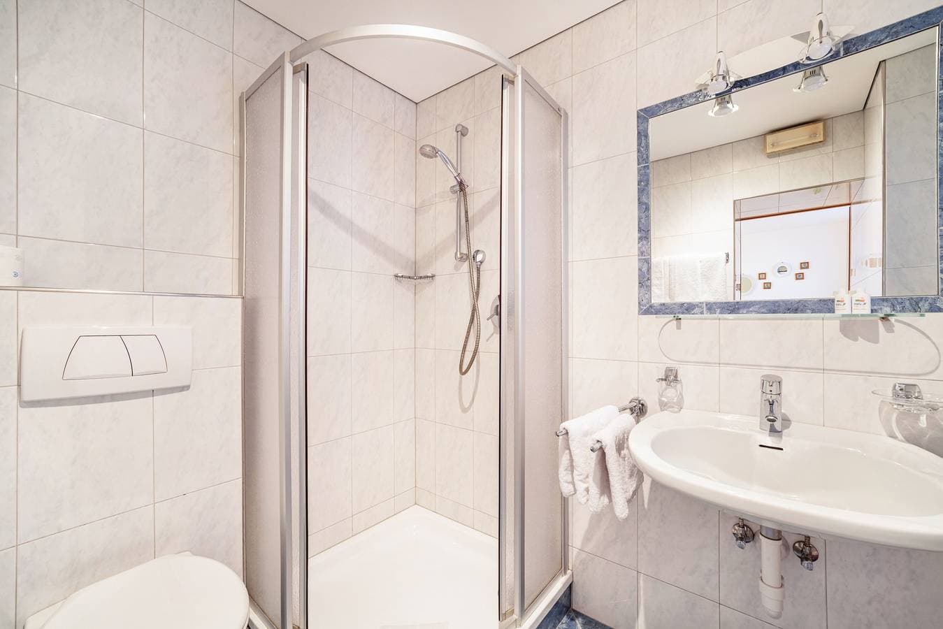 Foto 12 von 19: Ferienwohnung "Schnalserhof Gravensteiner, Gemeinschaftsterrasse und WLAN