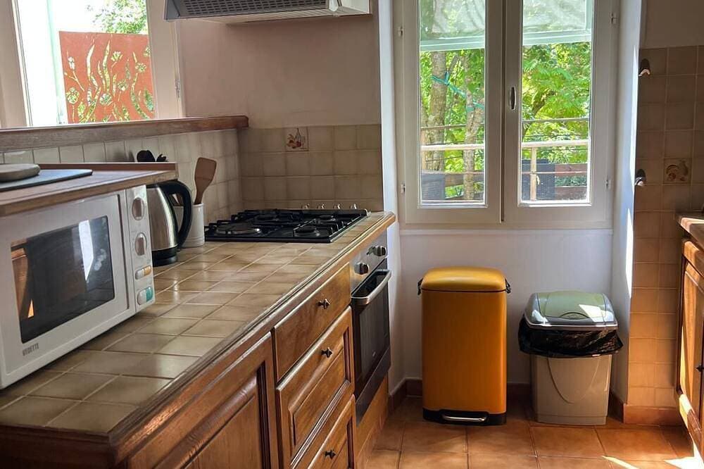 Foto 10 von 30: Ferienhaus Fluss im Dorf