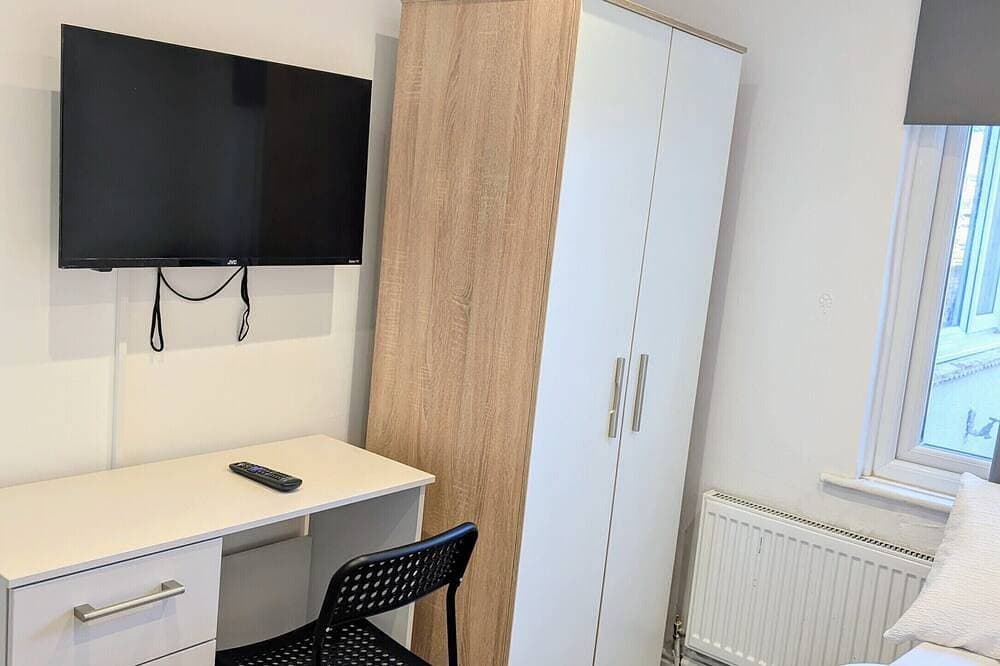 Foto 5 von 15: Doppelzimmer-Komfort-Ensuite mit Dusche-Gartenblick